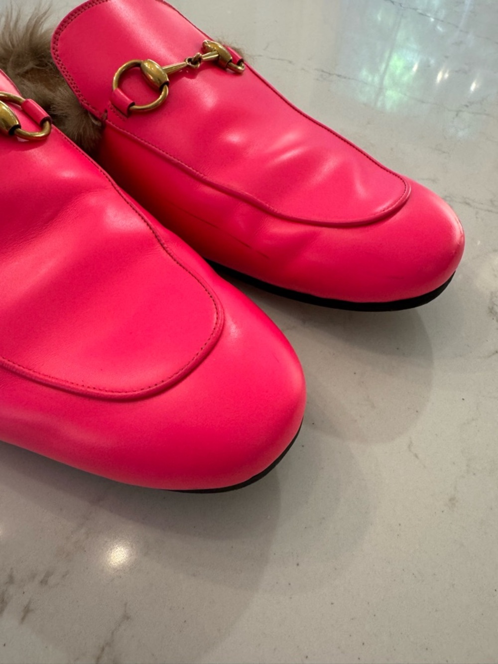 Gucci Fur-Lined Princetown Mule in Neon Pink - Picture 4 of 7